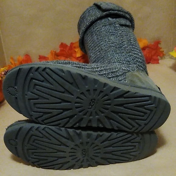 UGG boots sz 8 - Picture 5 of 6